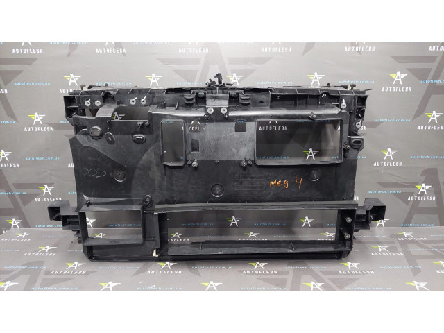 Панель передня/ телевізор 625007413R, 625001359R Renault Megane IV бу Панель передня/ телевізор 625007413R, 625001359R Renault Megane IV бу